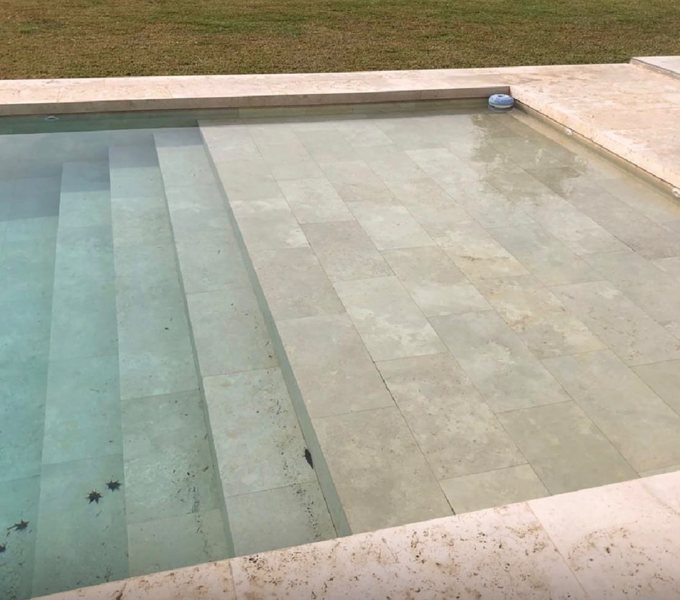 Piscina y detalles de terminación — imagen 23