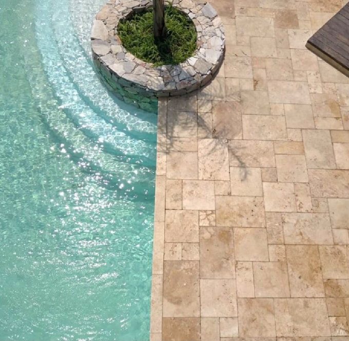 Piscina y detalles de terminación — imagen 26